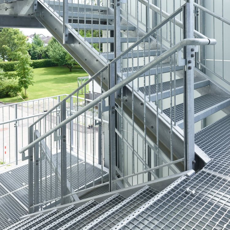 Scări metalice industriale Mea Metal Applications SRL